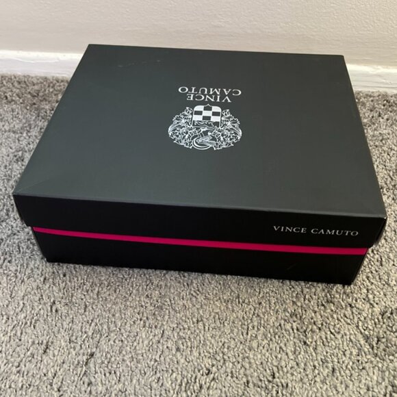 NWT Vince Camuto Evergreen Elvin Suede Ankle Booties Women's Size 8.5 - Picture 12 of 16